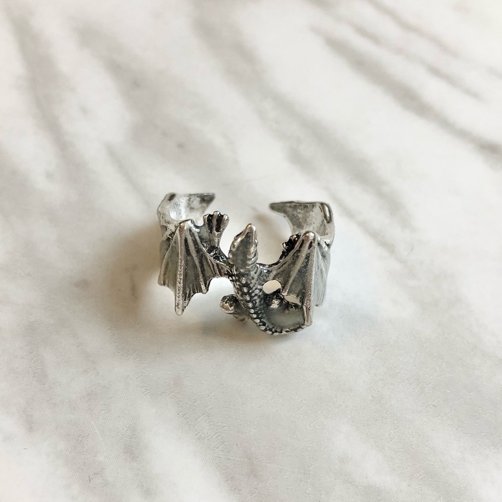 🎉 New Dragon Statement Ring